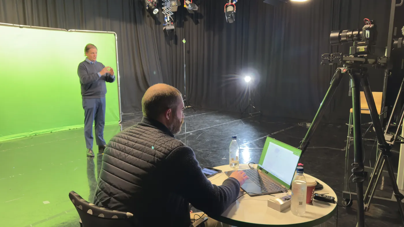 Behind the scenes at Creative 3 — studio archive 064